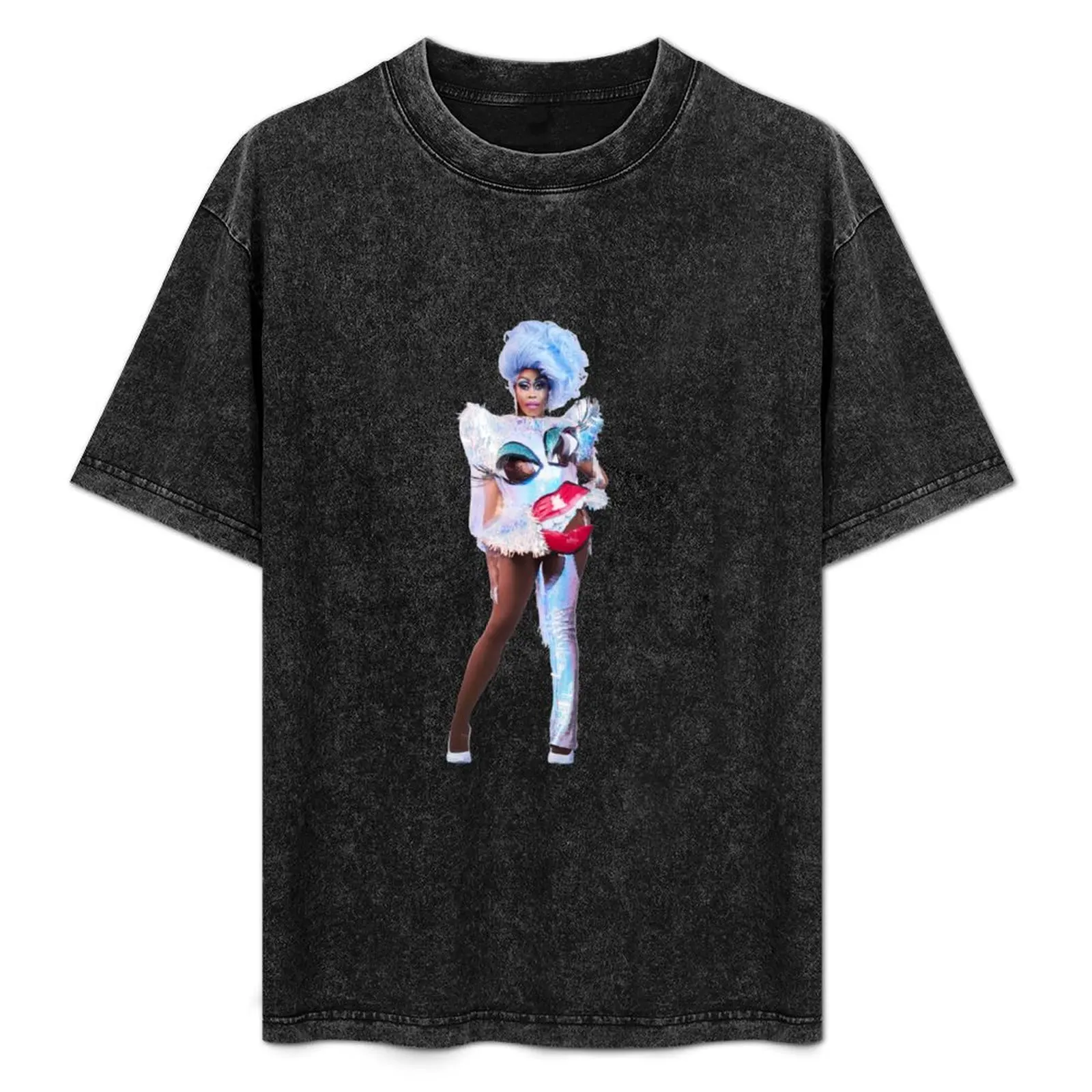 

Monique Heart T-Shirt Large Size Breathable Tee