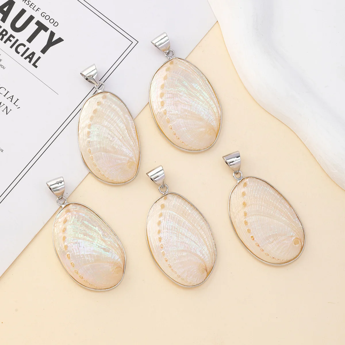 shell bottom natural abalone shell hemming shell pendant DIY jewelry accessories