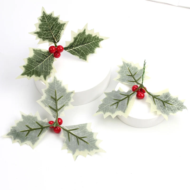 

10 pieces per bag 13cm simulated green leaves, red berries, Christmas tree fruits, and New Year's room children's toy
