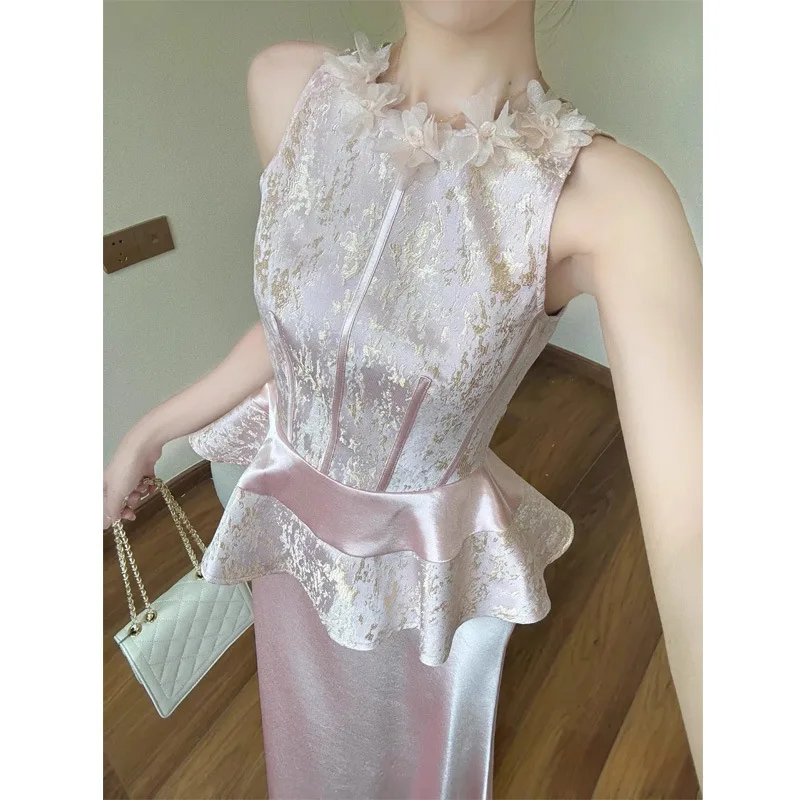 

2026 Women's Quiet Luxury 2 Piece Outfit Golden Jacquard Sleeveless Peplum Top & Satin Skirt For Engagement Formal Occasions