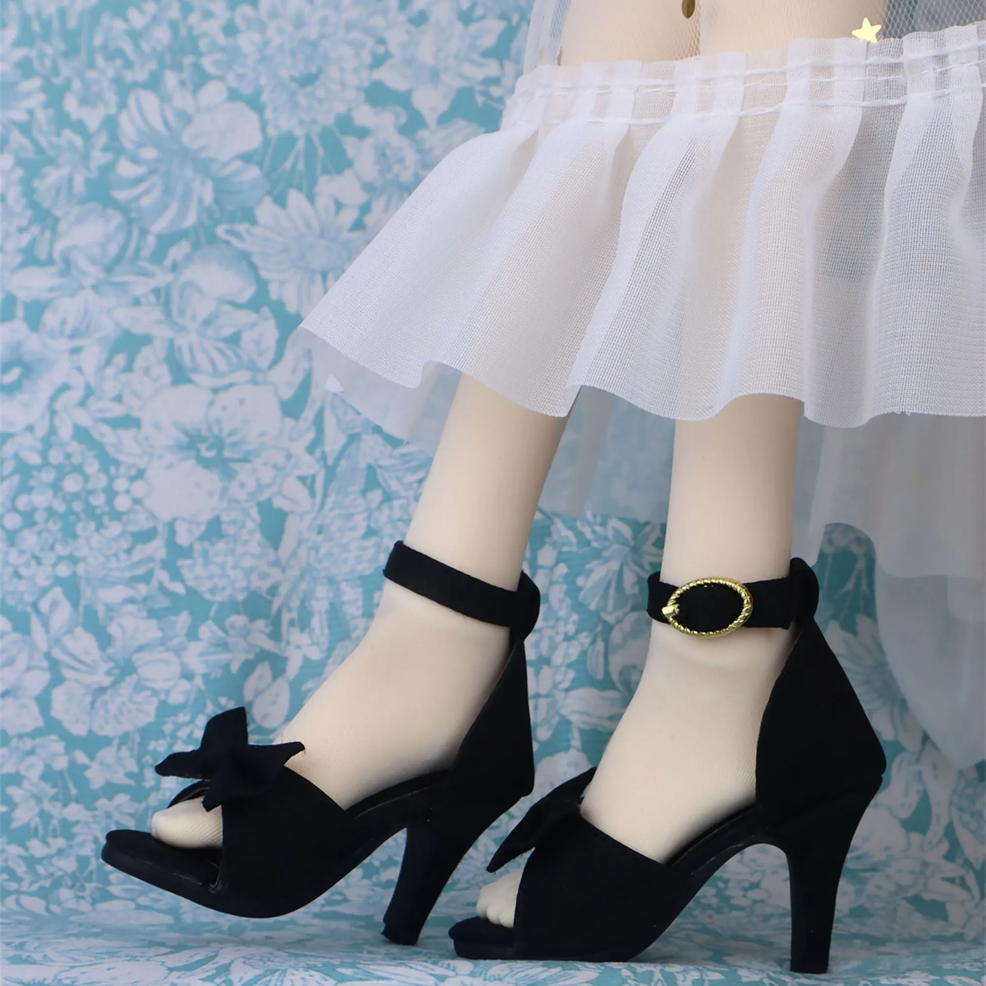 

1/3 Bjd Кукольная обувь 7,5 см * 2,4 см Металлическая пряжка ручной работы Босоножки на высоком каблуке с бантом Атласная обувь с рыбьим ртом 1/3 Bjd Кукла Игрушечные аксессуары