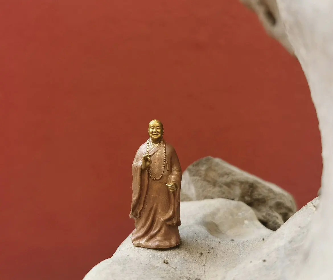 Statue Solid Pure Precision Casting Hand Painting High about 3.5cm Bonsai Stones for Viewing Buddha Small Ornaments