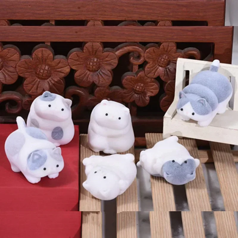 Cute Kawaii Figurine Anime Mini Flocking Cat Action Figure Box Model Toys Desktop Ornament Kids Gift