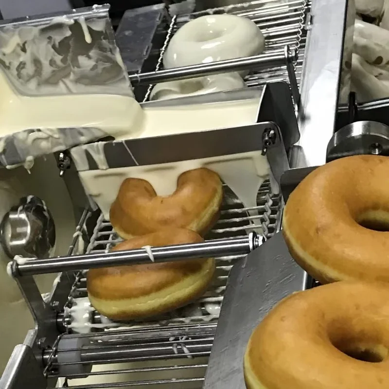 Customized All In One Automatic Mini Donut Making Machine Easy Operation Commercial Bakery Snack Processing Equipment