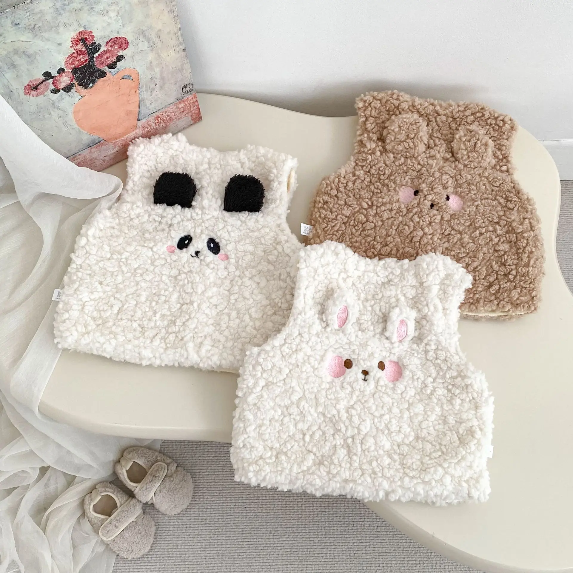 

2025 Winter New Children Warm Vest Boys Girls Sleeveless Fleece Coat Cotton Baby Cute Rabbit Vest Fashion Kids Clothes