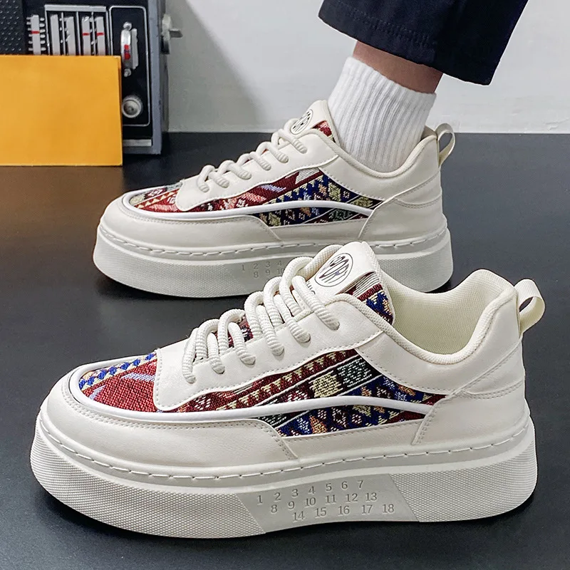 

New 2025 Men's Canvas Shoes Breathable Printed Youth Casual Sports Versatile Trendy Footwear Spring Season round Toe Color