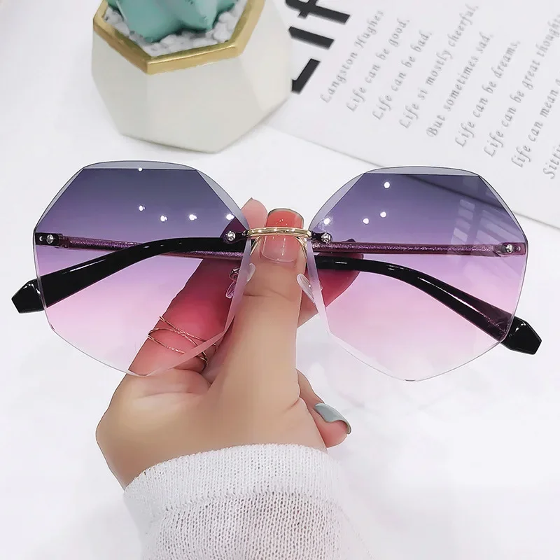 Glasses Female Korean Version Fashionable Sunglasses Round Face Anti-uv Strong Light Big Face Long Face Tawny Sunglasses