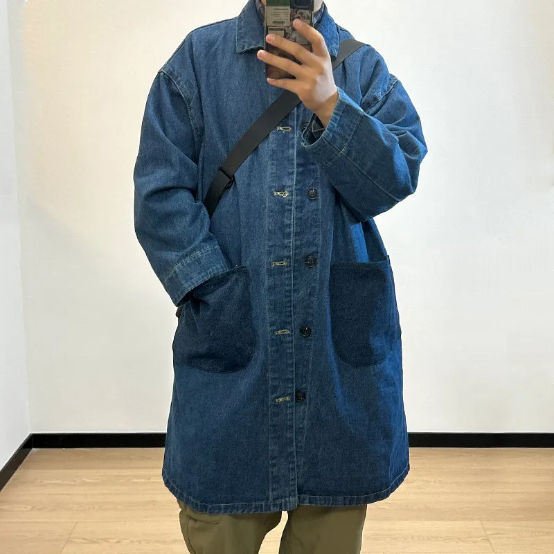 

Японский простой джинсовый плащ с карманами в стиле ретро, свободная мужская синяя джинсовая куртка средней длины
