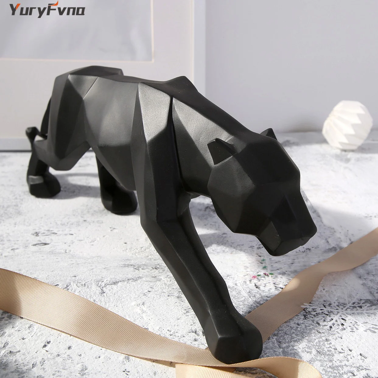 YuryFvna Estatua de leopardo de resina abstracta, figura geométrica de pantera y vida silvestre, escultura de Animal, regalo de decoración moderna