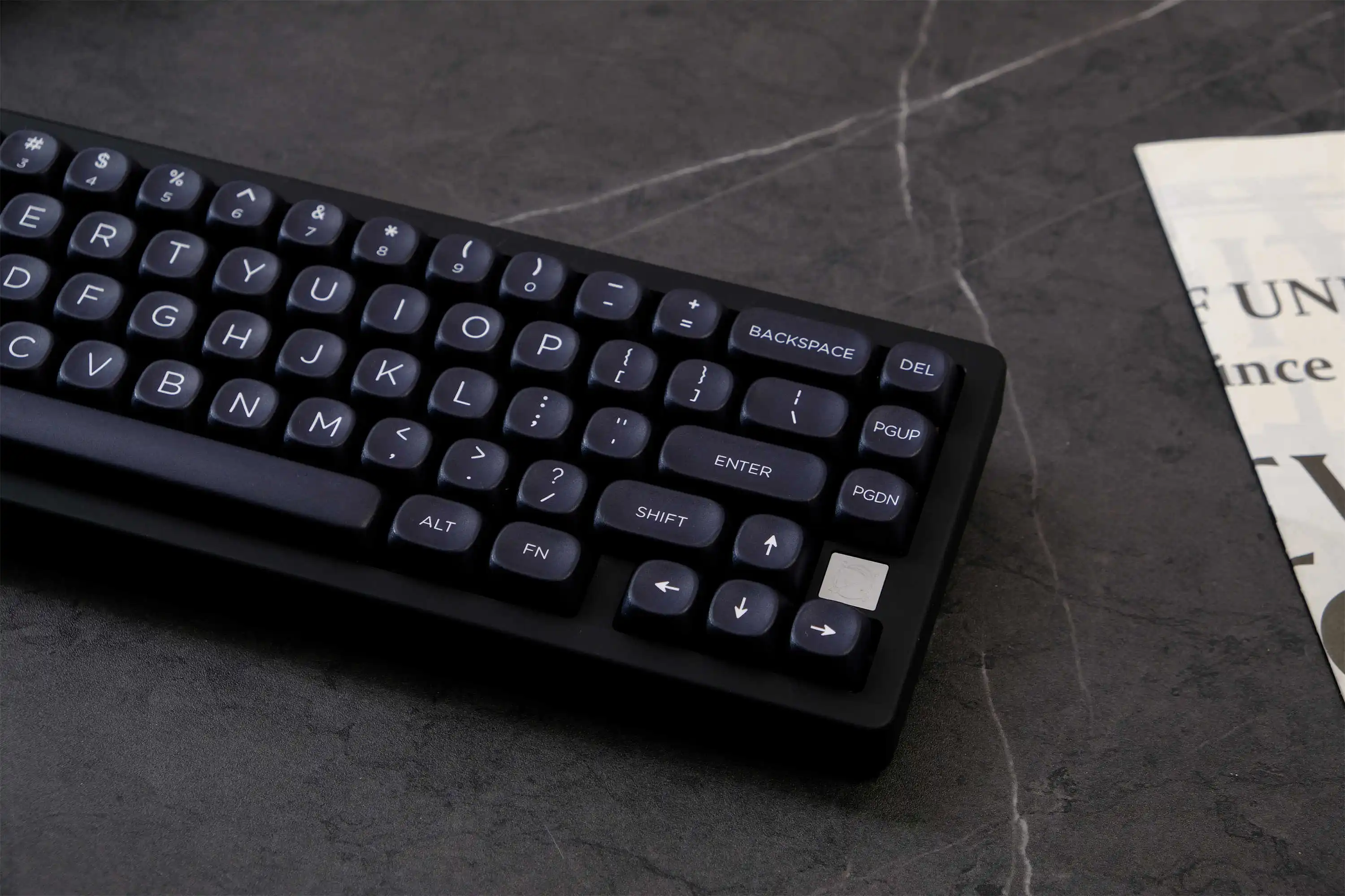 Gmk minimalist ische schwarze Tasten kappe Tasten pbt Tasten kappen moa Profil Dye-Sub angepasste Tasten kappen für mechanische Tastatur