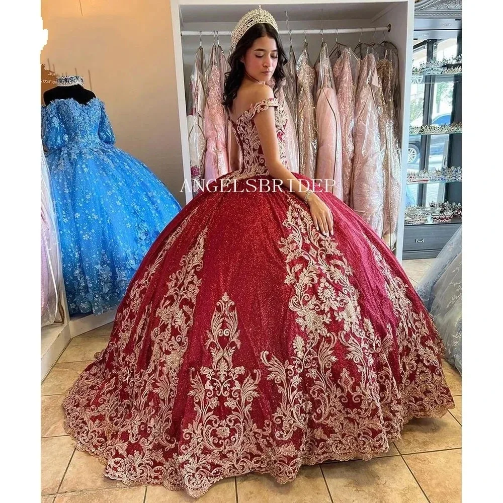 Robes de Quinceanera de robe de Rhexquises, appliques d'or kly, manches rouges chaudes, robe de 15 ans, corset personnalisé