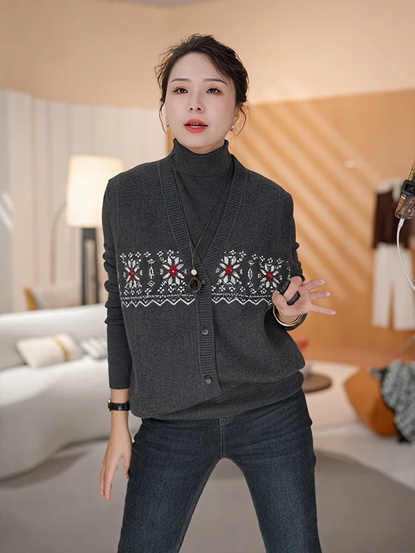 

Комплект Qian Na: Вязаный жилет и свитер с воротником-стойкой для женщин, весенний, омолаживающий эффект, повседневный, с длинным рукавом, из двух предметов