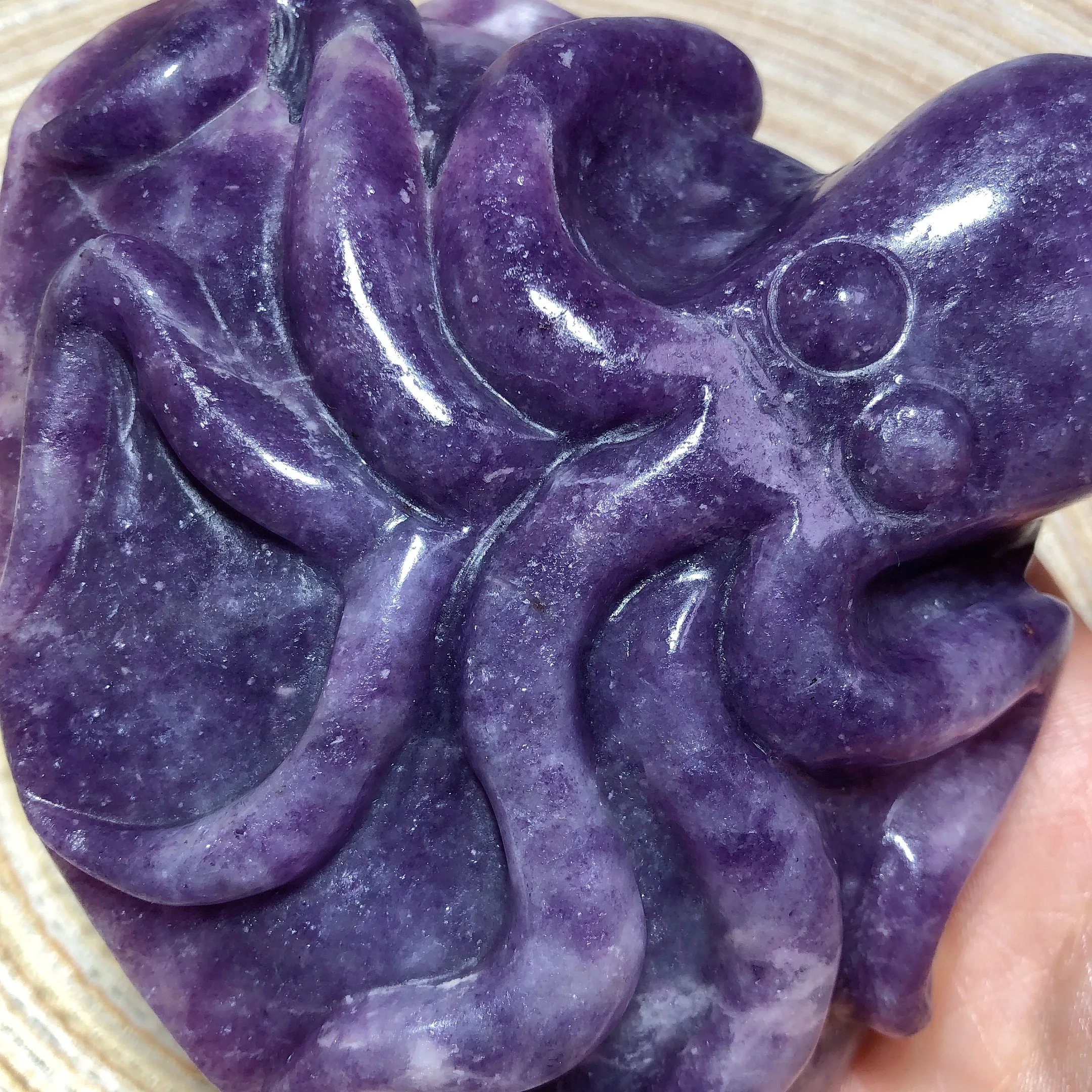 Natural Crystals Lepidolite Octopus Flash Healing High Quality Wholesale Carving Room Decor Home Decoration Mineral Ornament