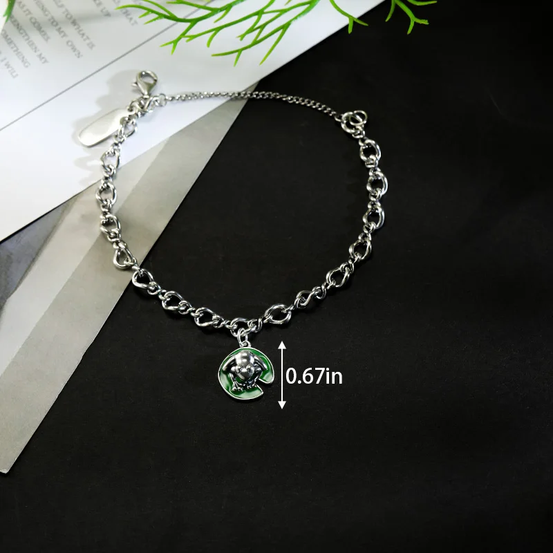 

Браслет-подвеска из стерлингового серебра 925 пробы James Avery среднего размера в сочетании с эмалированной лягушкой на подвеске в виде листьев лотоса