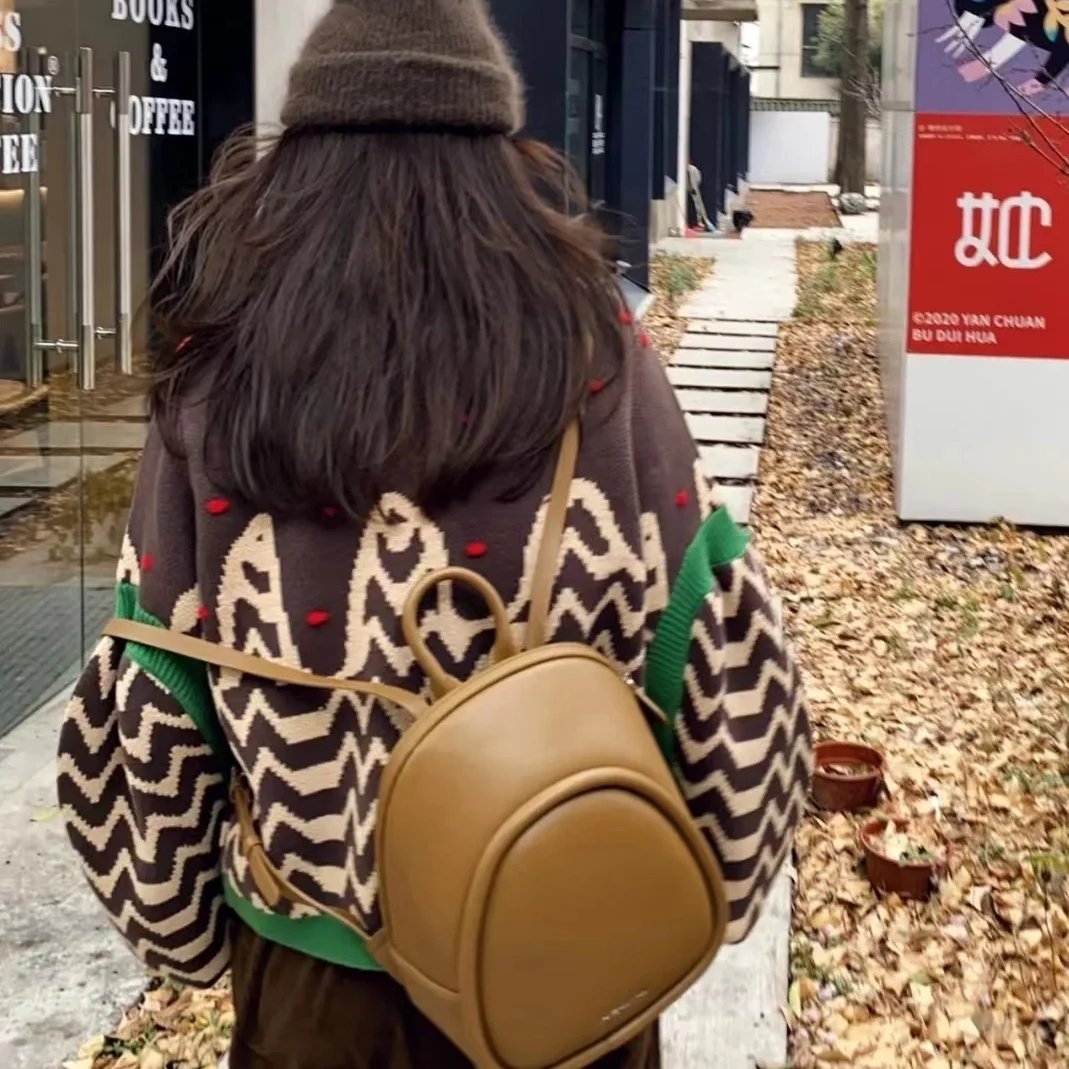 

Backpack New Niche Design Sense Soft College Students Simple Schoolbag 2023 New Fashionable Casual Simple Women Backpack