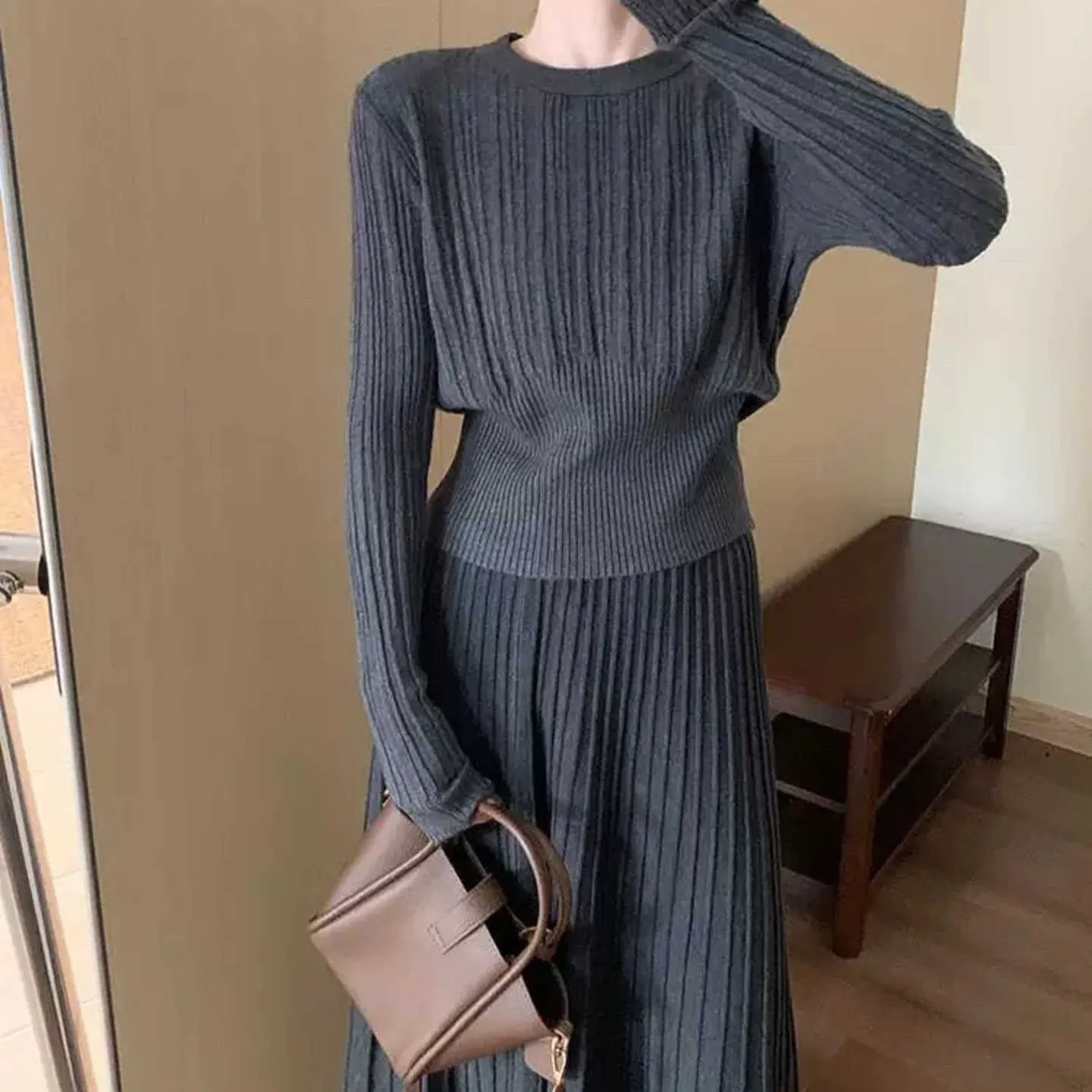 Koreanische Sle Hohe Taille Gestrickte runde Ne Gestreiften Top Und Rock Zwei Stück Set frauen Faion Herbst Winter Kollektion