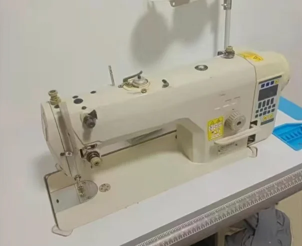 

Used Lockstitch Industrial Sewing Machine Bag Closer Sewing Computer Industrial Clothing Lock Stitch Sewing Machines