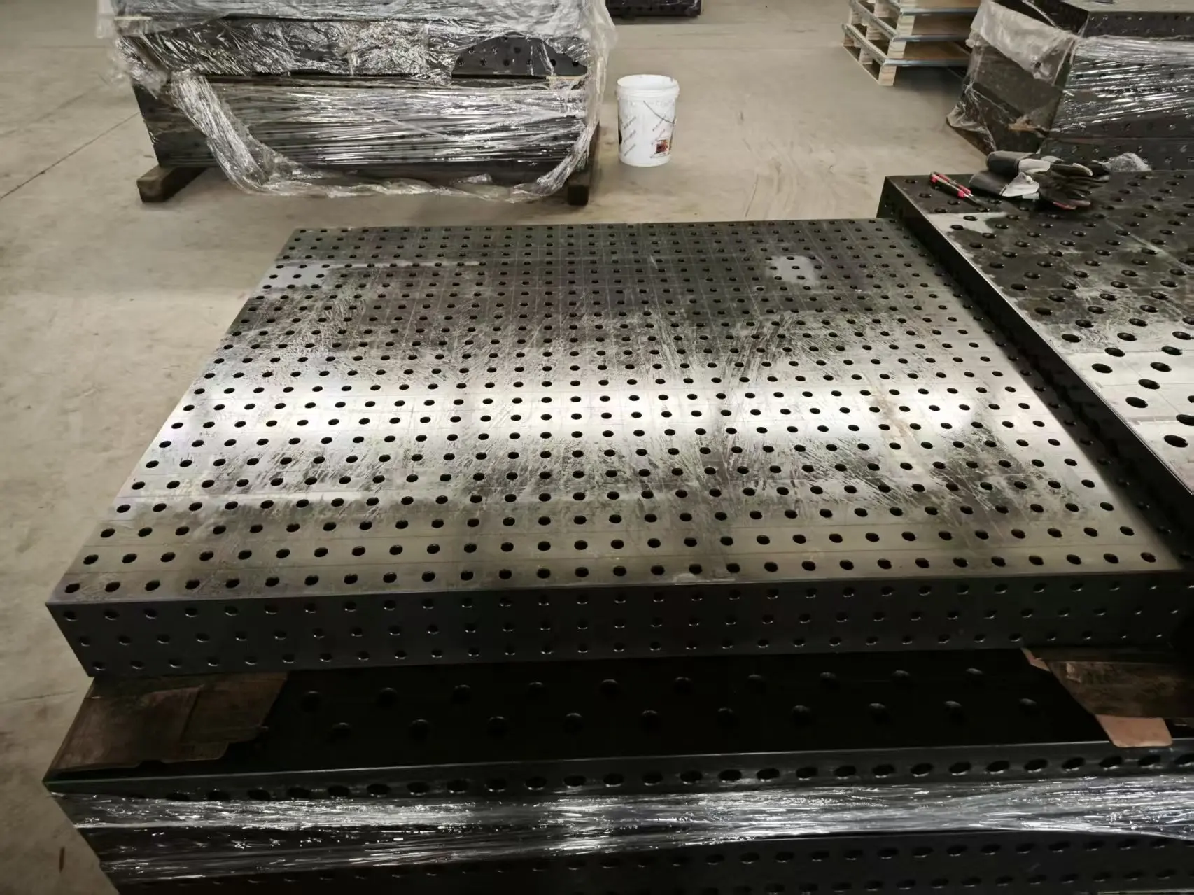 Portable Multi-functional 3D Welding Platform with Quick Release Clamps for On-Site Projects