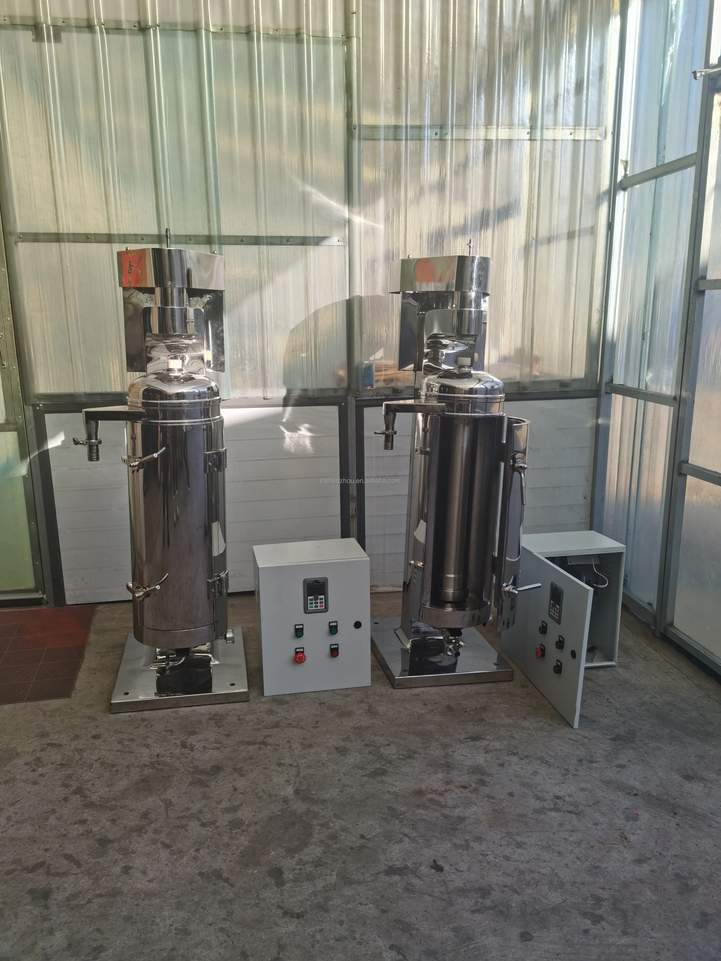 Tubular centrifuge separator for fruit juice beer in stock