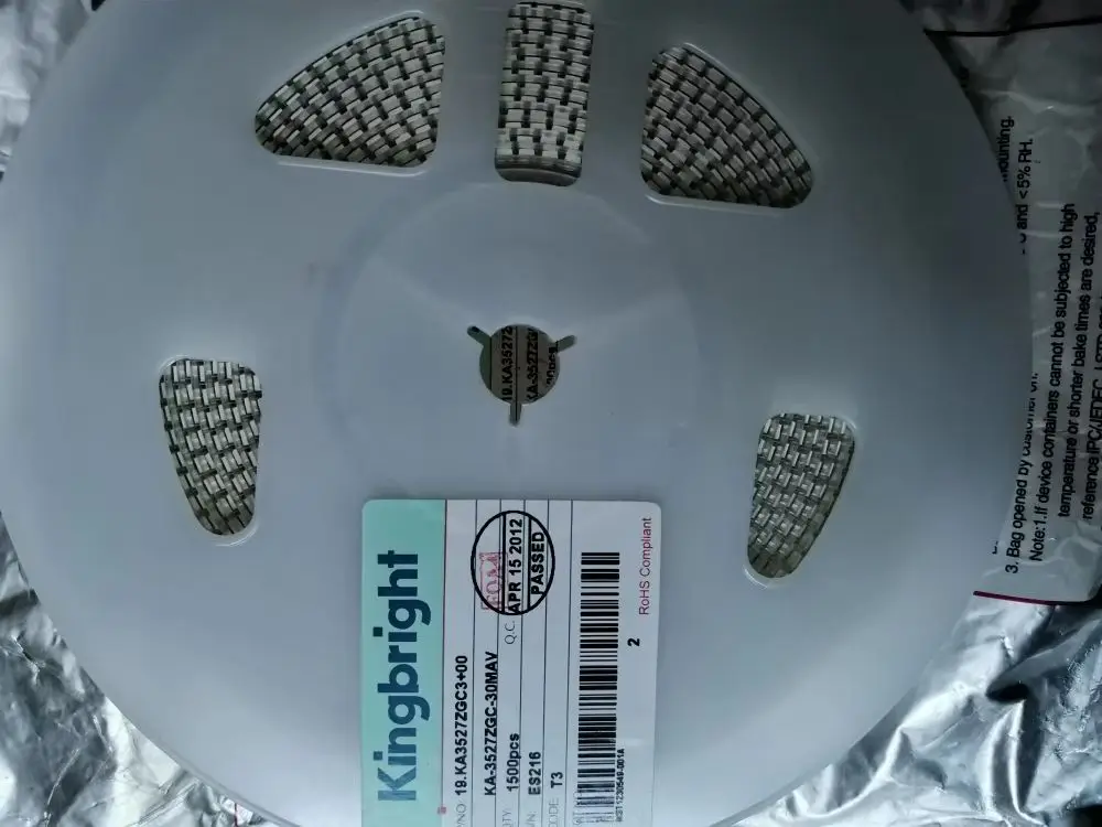 

50Pcs/ KA-3527ZGC-30MAV 1210 emerald green light PLCC4 highlight LED lamp beads