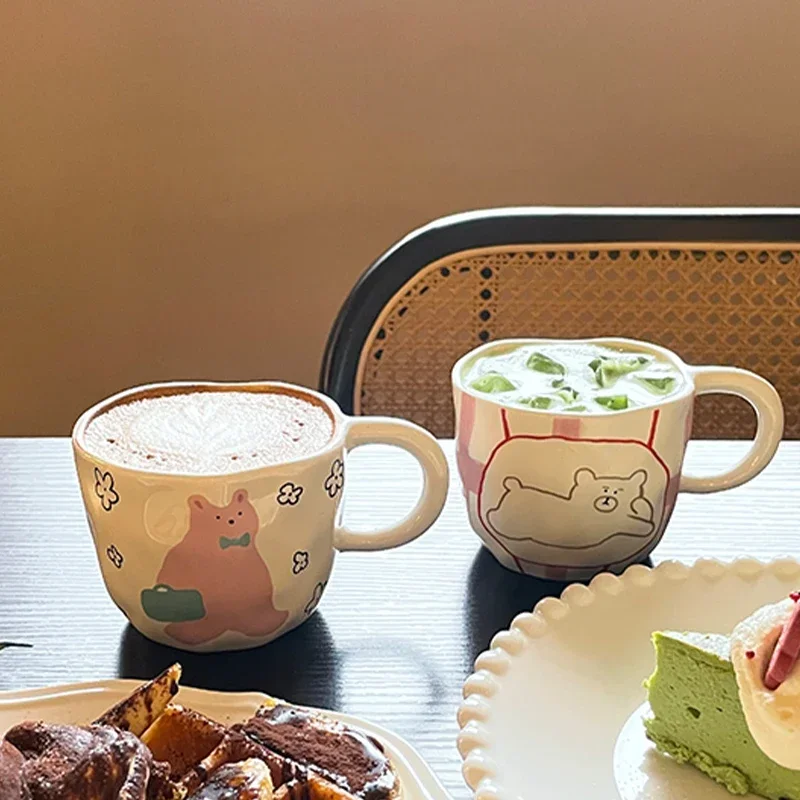 Copo de chá cerâmico pintado à mão Urso super bonito dos desenhos animados caneca de café de grande capacidade, Home Office Kitchen Bar Presente