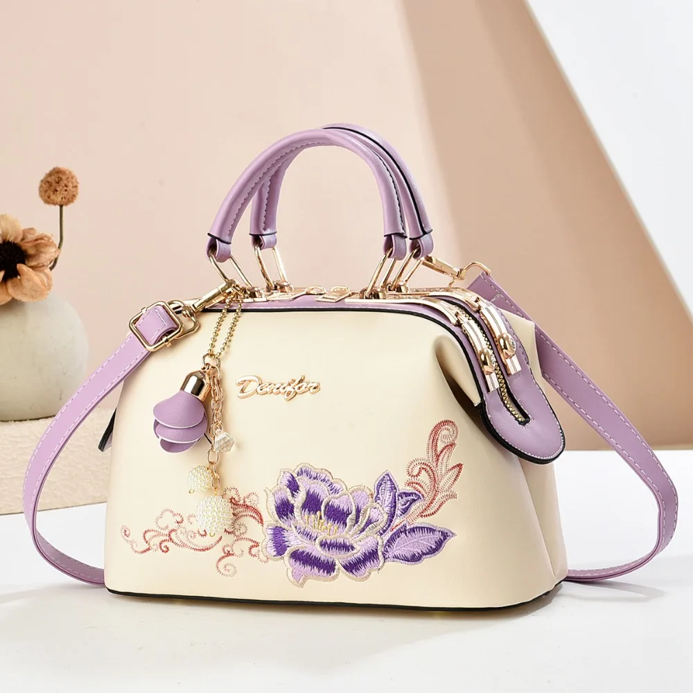 New Large Capacity Embroidered Handbag Portable PU Leather Crossbody Bag Zipper Closure Floral Embroidery Bucket Bag Wedding Use