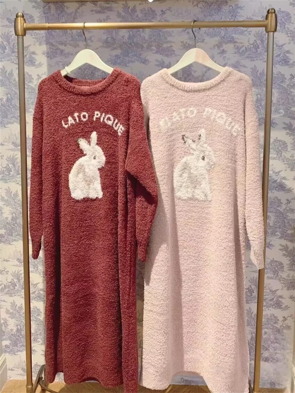 

Мягкий коралловый Fce Spwear, новый осенне-зимний комплект с кроликом, бархатный теплый красный комплект домашней одежды с героями мультфильмов, аниме, милый Sle, круглый Ne