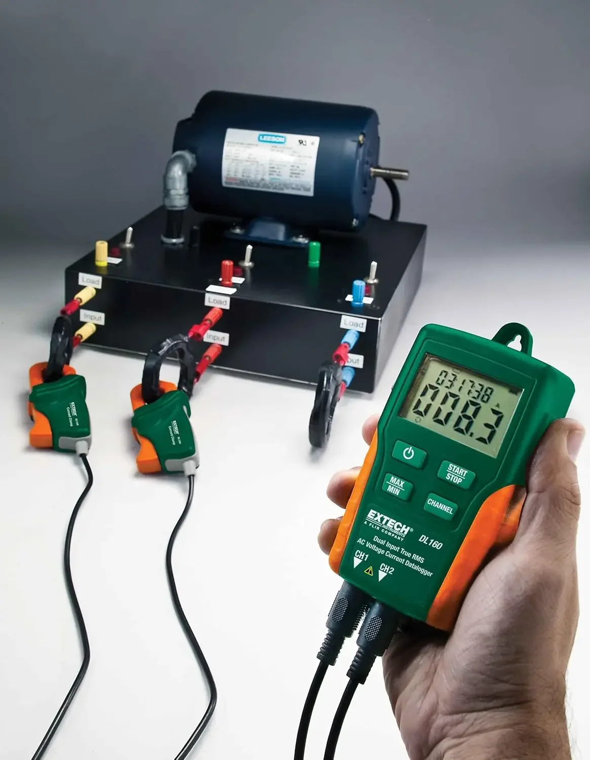 Podwójne wejście Prawdziwe napięcie/prąd AC