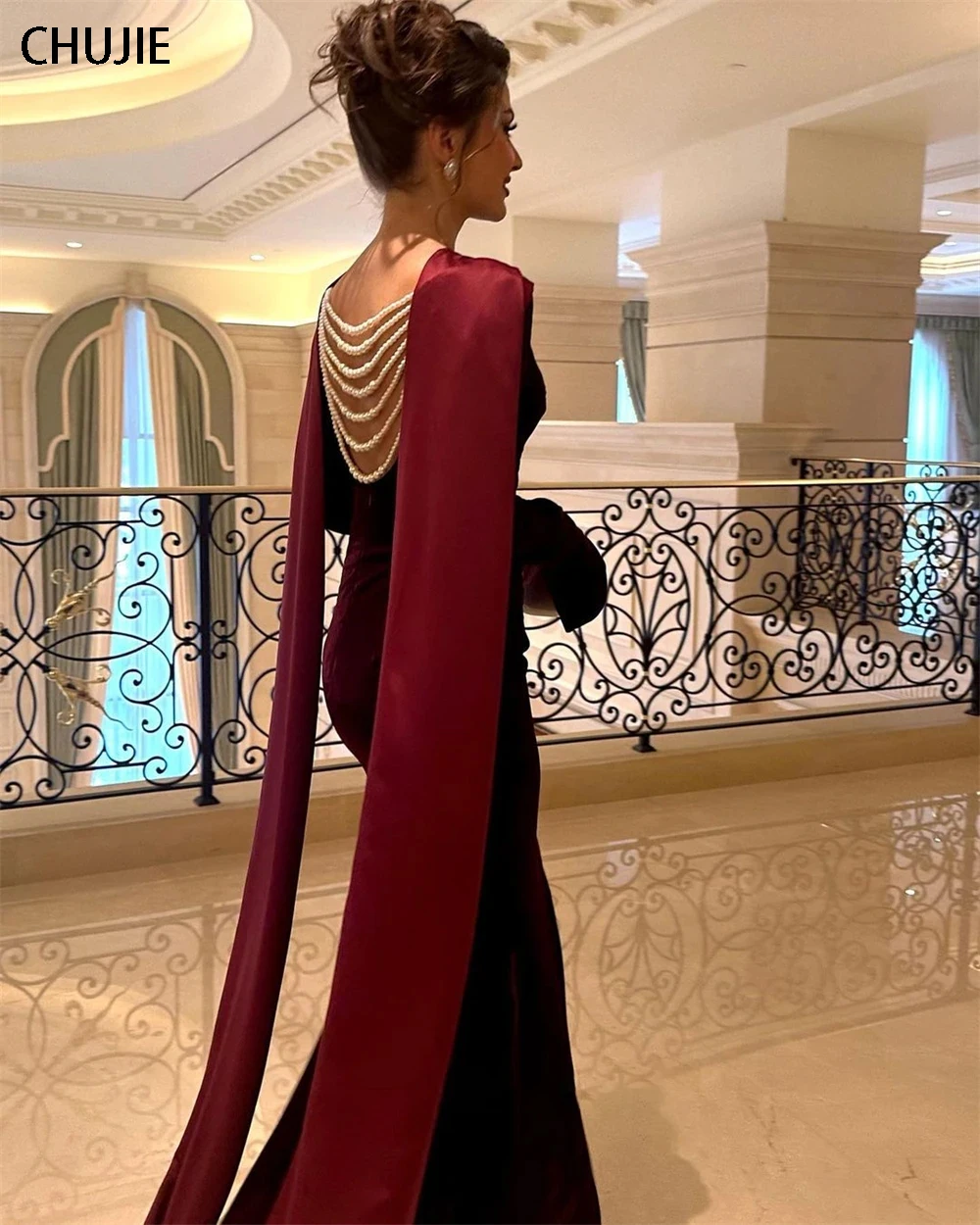 Luxury Velour Evening Dresses Long Sleeves Beads Pearls Customized Arabia Sexy Women Formal Prom Dress Wedding Party Ball Gowns