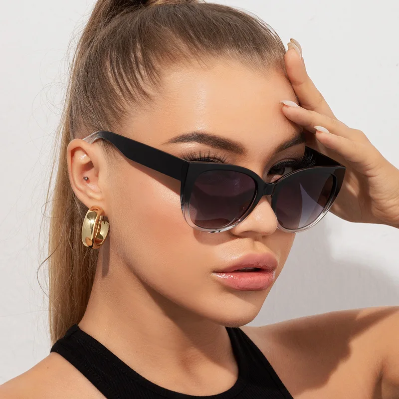 

Retro Fashion Large Frame Cat Eye Sunglasses Women Gradient Lens Brand Design Trendy Cateye Sun Glasses For Female Shades UV400