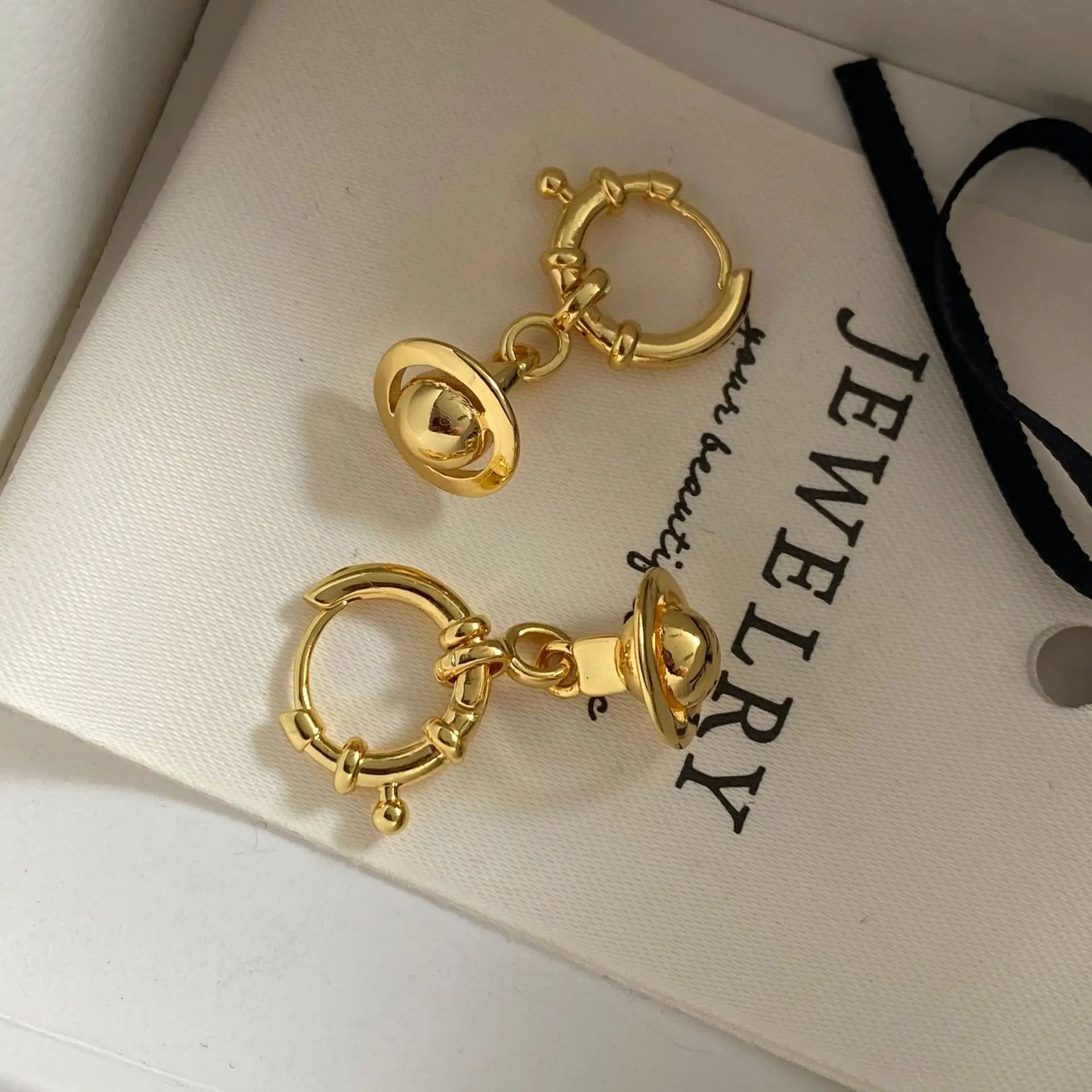 كشمير شعبية زحل أسنان صغيرة فاسق الأذن زر موضة النساء رائعة قلادة أقراط مجوهرات اكسسوارات شعبية 2024