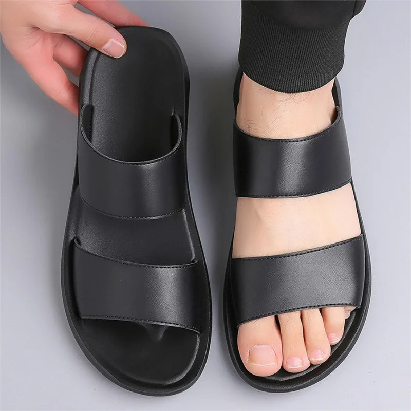 Trendy Men Slippers High Quality Cowhide Leather Slipper Outdoor Casual Beach Slides Men Flat Sandals Flip Flops Chanclas Hombre