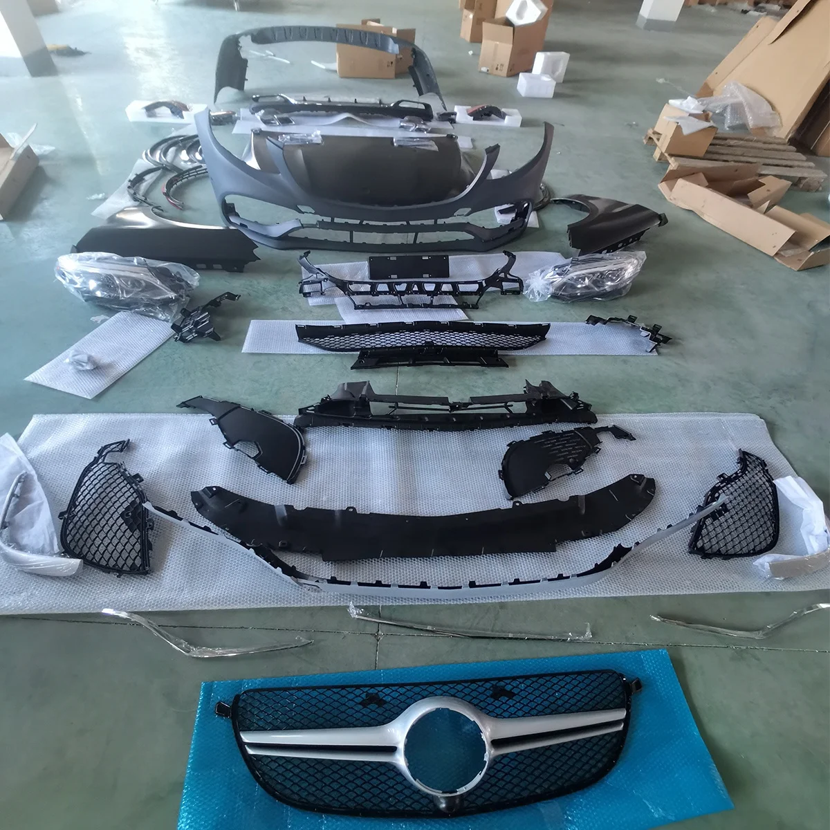 ML Class W166 Body Kit Upgrade to GLE Class W166 Look Include Headlamp Hood Fenders Full W166 Bumpers