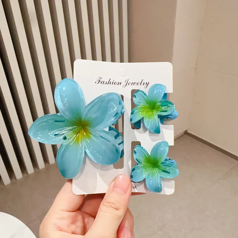 Рисунок 3 - заколки для волос с цветком яйца