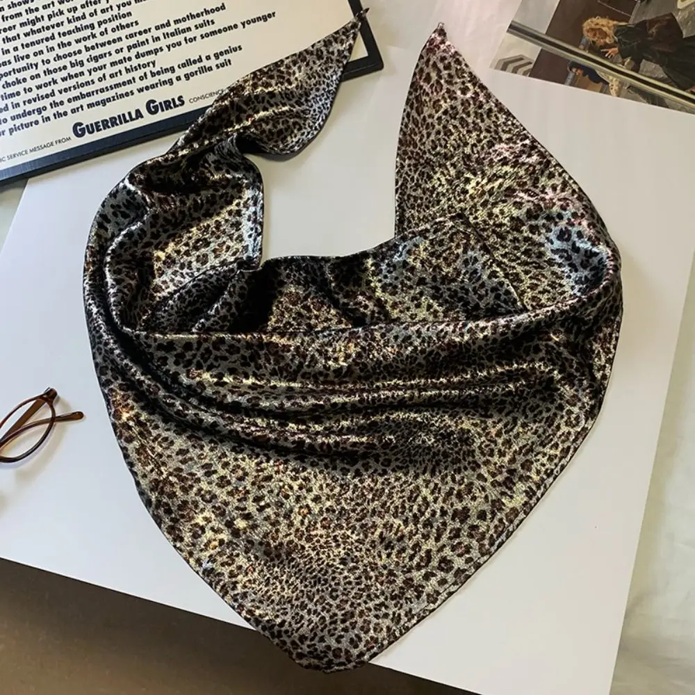 

Retro Printed Triangle Scarf Spicy Girls Y2K Hair Scarf Headband Korean Leopard Print Silk Scarf Women