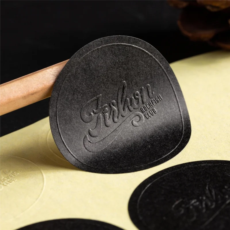 

20 0 pieces.Custom.Advanced Customized Black Writing Paper PVC Sticker Glossy round Seal with Bump Process Use