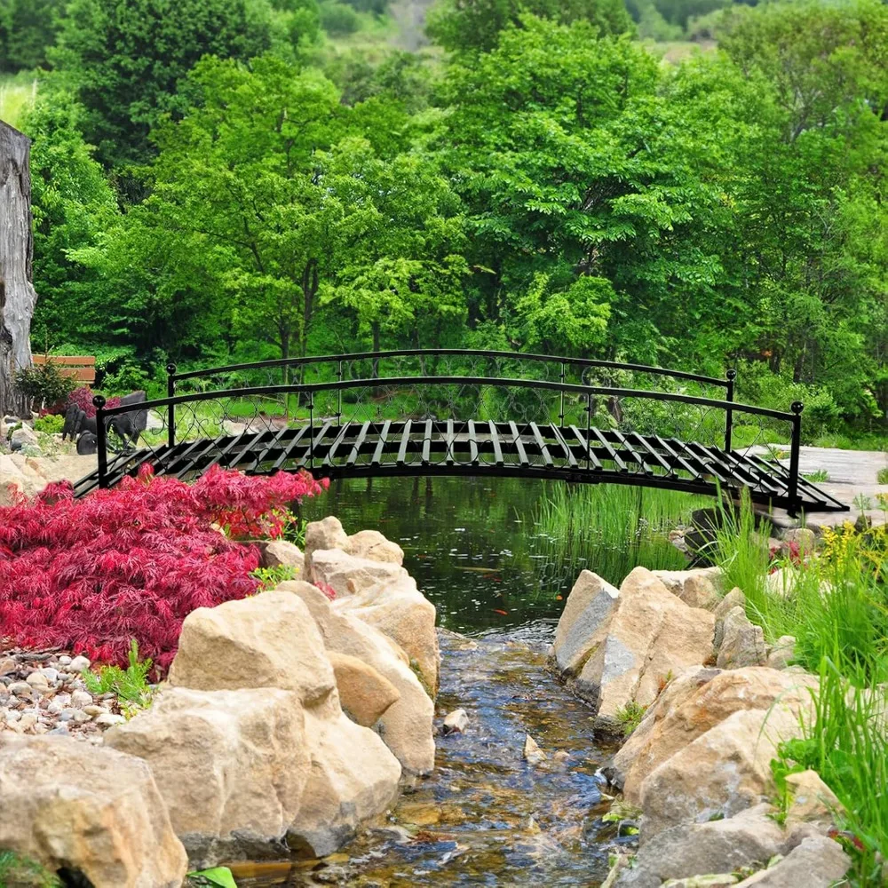 جسر حديقة معدني بطول 8 أقدام - جسر قدم مزخرف متين مع جسر خارجي كبير