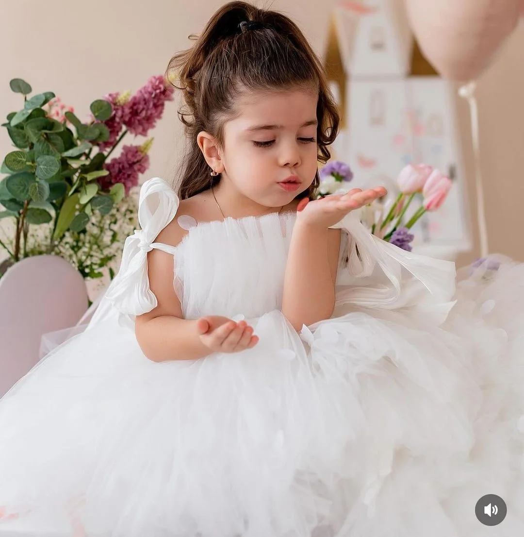 

Custom Layered Flower Girl Dress For Wedding Tulle Puffy Sleeveless Princess Kids Birthday Party First Communion Ball Gowns