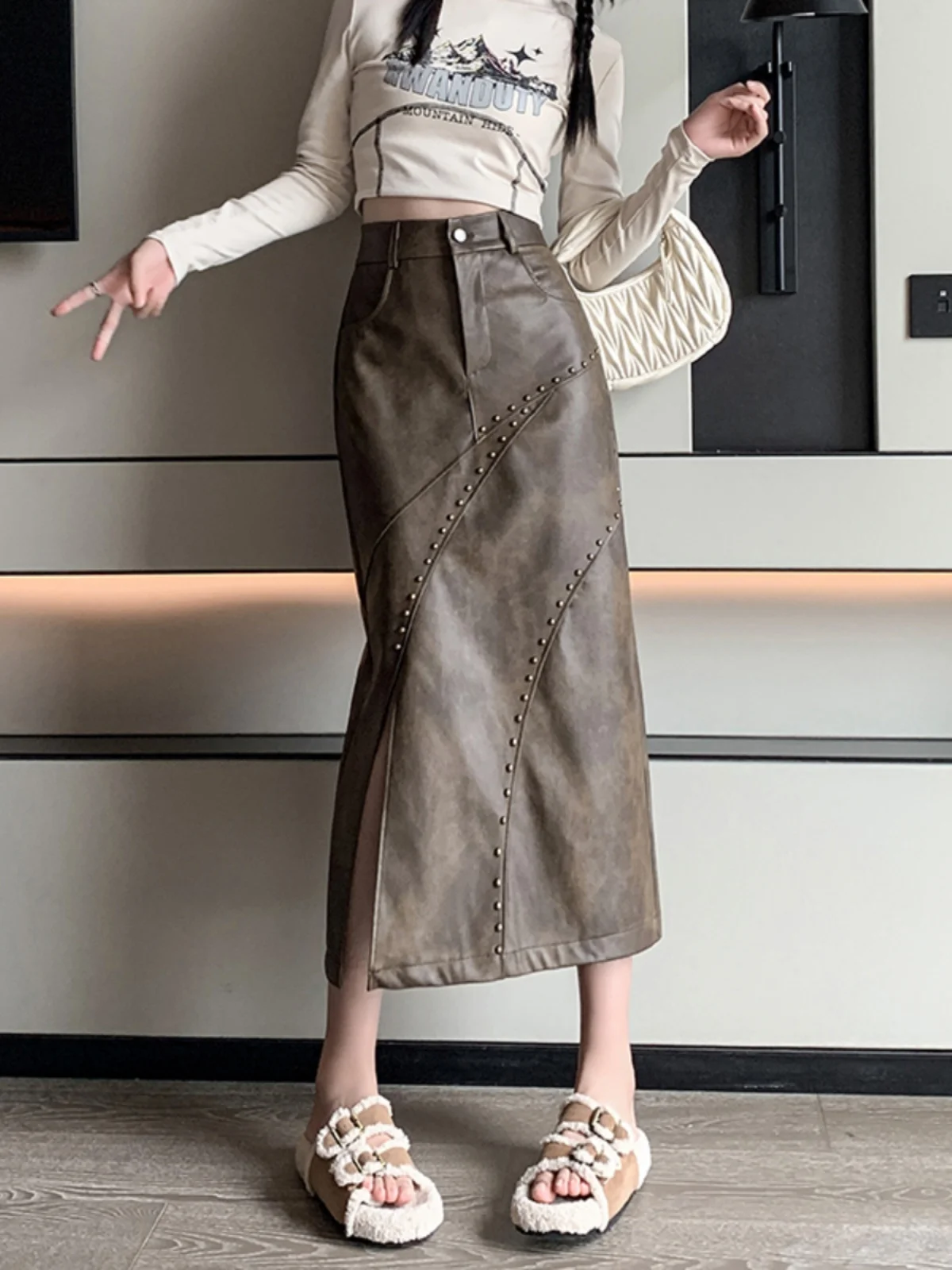 

Сексуальная облегающая юбка из искусственной кожи с заклепками и разрезом, с высокой талией, для женщин, весна-осень