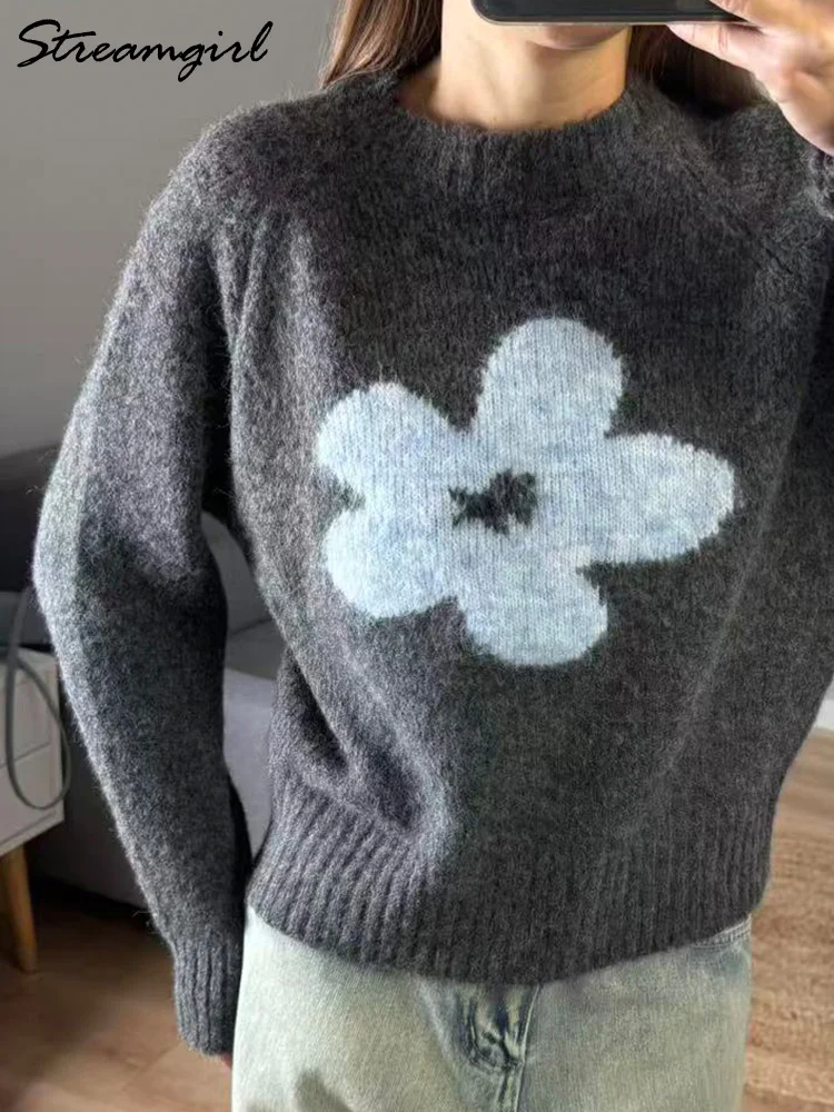 Women's Winter Gray Flower Sweater - Loose Knit Pullover