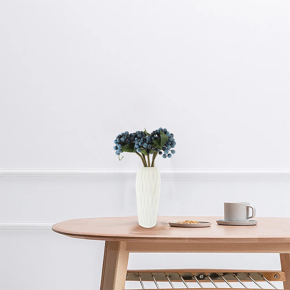 

6Pcs Realistic Red Berry Picks Simulated Small Berries for Festive Indoor Outdoor Decorations and Centerpieces