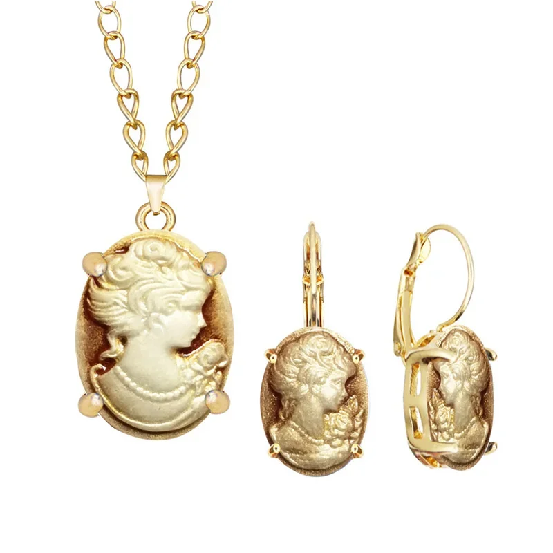 

Fashion Lady Queen Brown Cameo Set For Women Gold Color Pink Blue Gray Fashion Claw Pendant Cameo Necklace Earring Jewelry Set