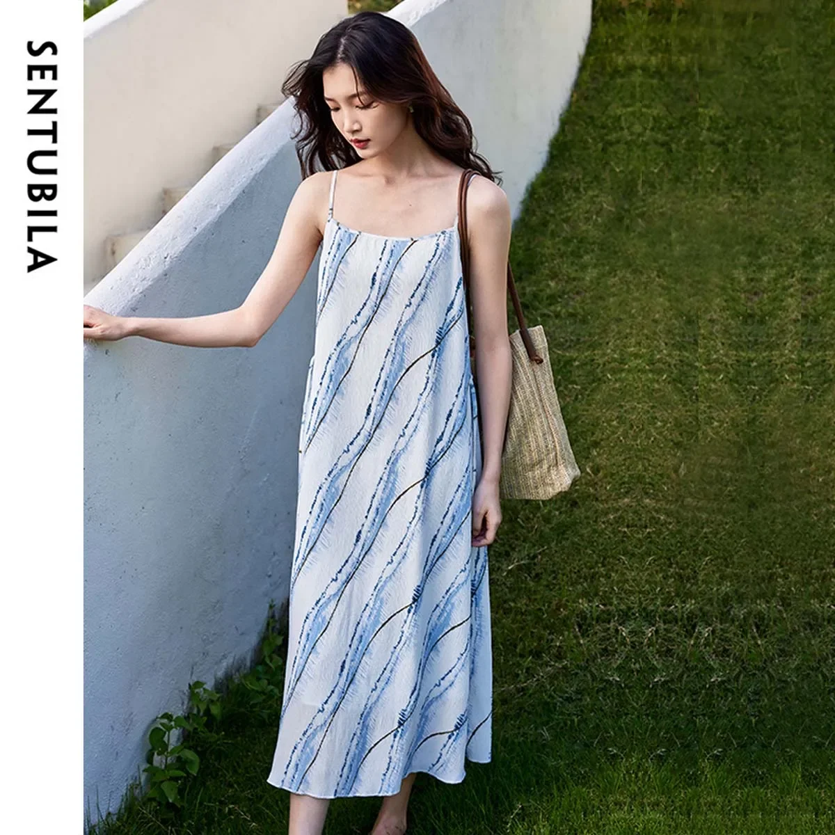 

SENTUBILA Women's Wave Printed Dress 2025 Summer Straight Square Collar Lace-Up Waist Casual Vacation Camisole Dress 152L57831