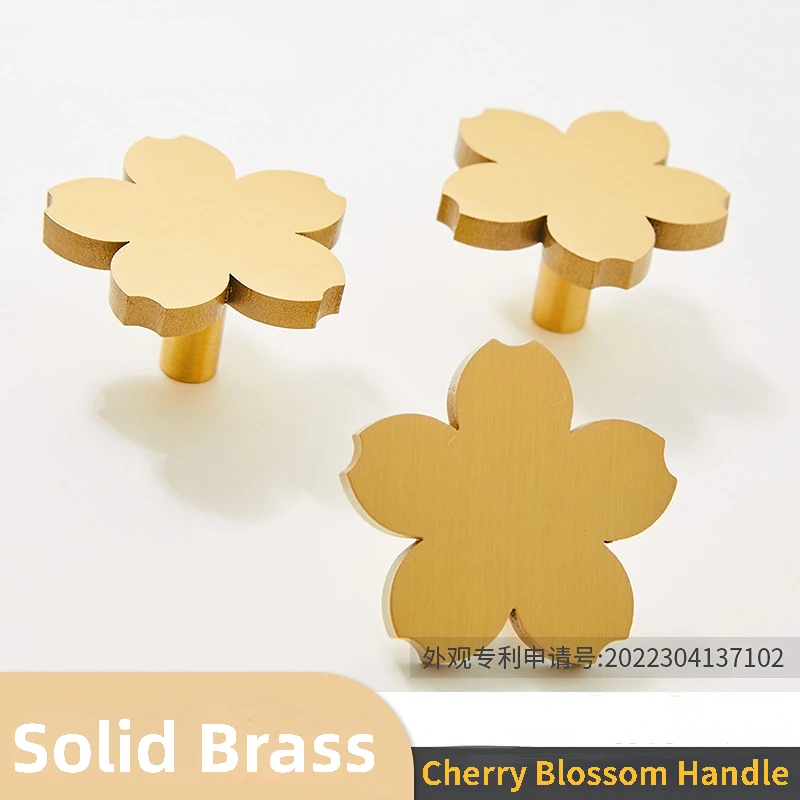 Solid Brass Cherry Blossom Shape Handle Kitchen Cupboard Cabinet Door Knob Drawer Pulls Decor Furniture Handles Hardware Handles