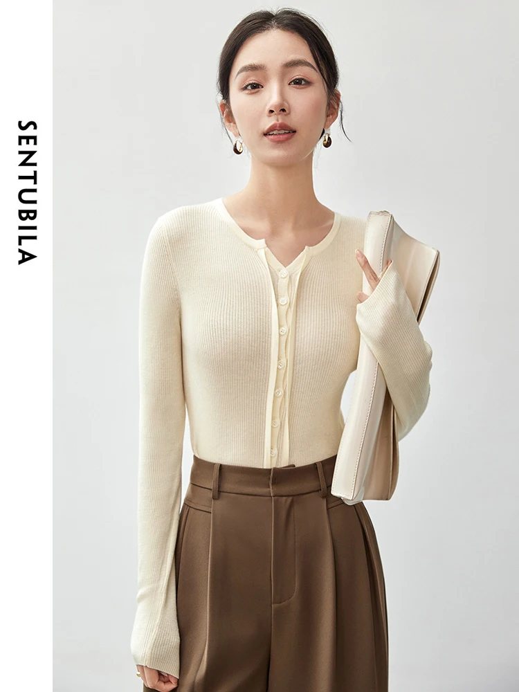 

SENTUBILA Slim Fit Wool Knitted Cardigan for Women's 2024 Autumn Casual V Neck Solid Basic Simple Women Pullover Top W43H56570