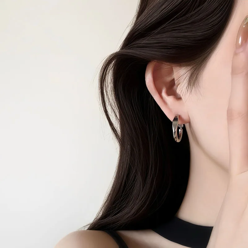 Silver Circle Earrings Women Luxury Cold Style Hoop Studs, Minimalist High Grade Ear Jewelry for Square Round Face Daily Wear