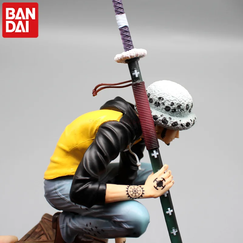 Figurines d'action de dessin animé One Piece, posture de squat, loi de l'eau Trafalgar D, le royaume de FTP, modèle d'ornement de renforcement, jouet pour enfant