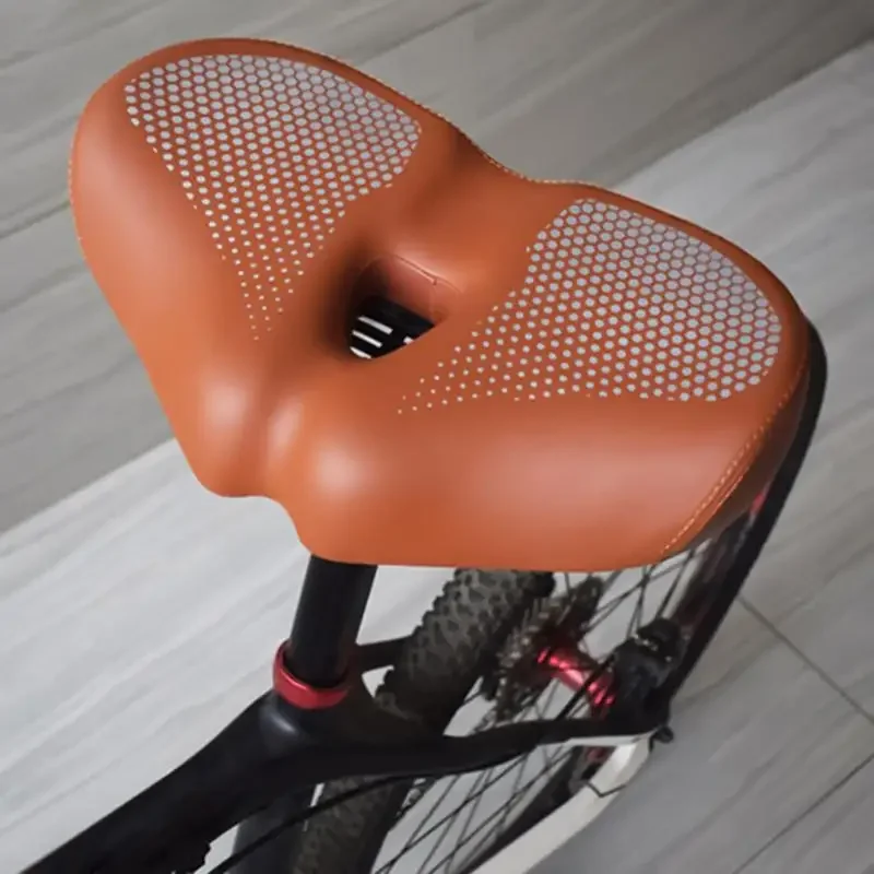 

Новое сиденье для велосипеда, расширенная подушка сиденья, амортизирующие велосипедные аксессуары, вентилируемая подушка для сидения для ежедневных поездок на открытом воздухе