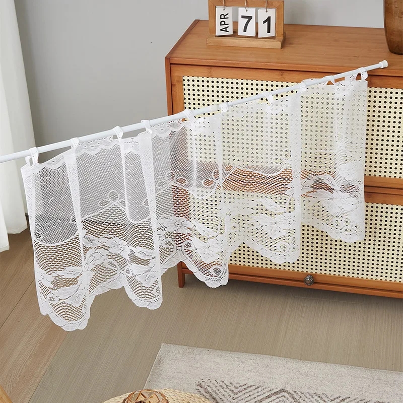 59-Zoll-Kurzvorhang im koreanischen Stil mit weißer kleiner Blumenspitze, kurzer Vorhang für Wohnzimmer, Bücherregal, Schranktrennwände