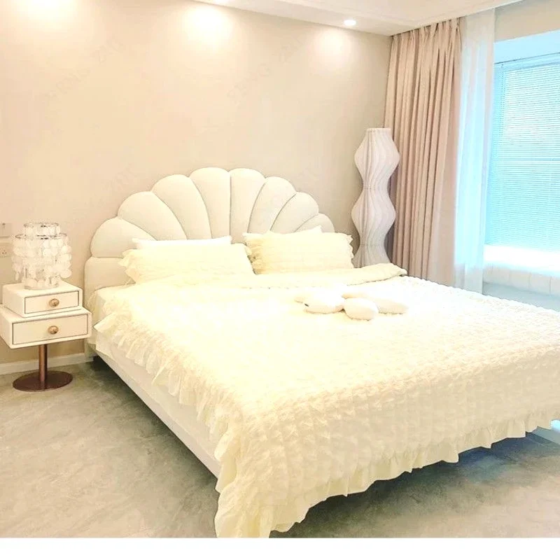 Nordic Light Luxury Modern Creativity Petal Shell Bed Fabric Cream Wind Girl Princess